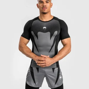 Rashguard à Manches courtes Venum Attack - Noir/Gris